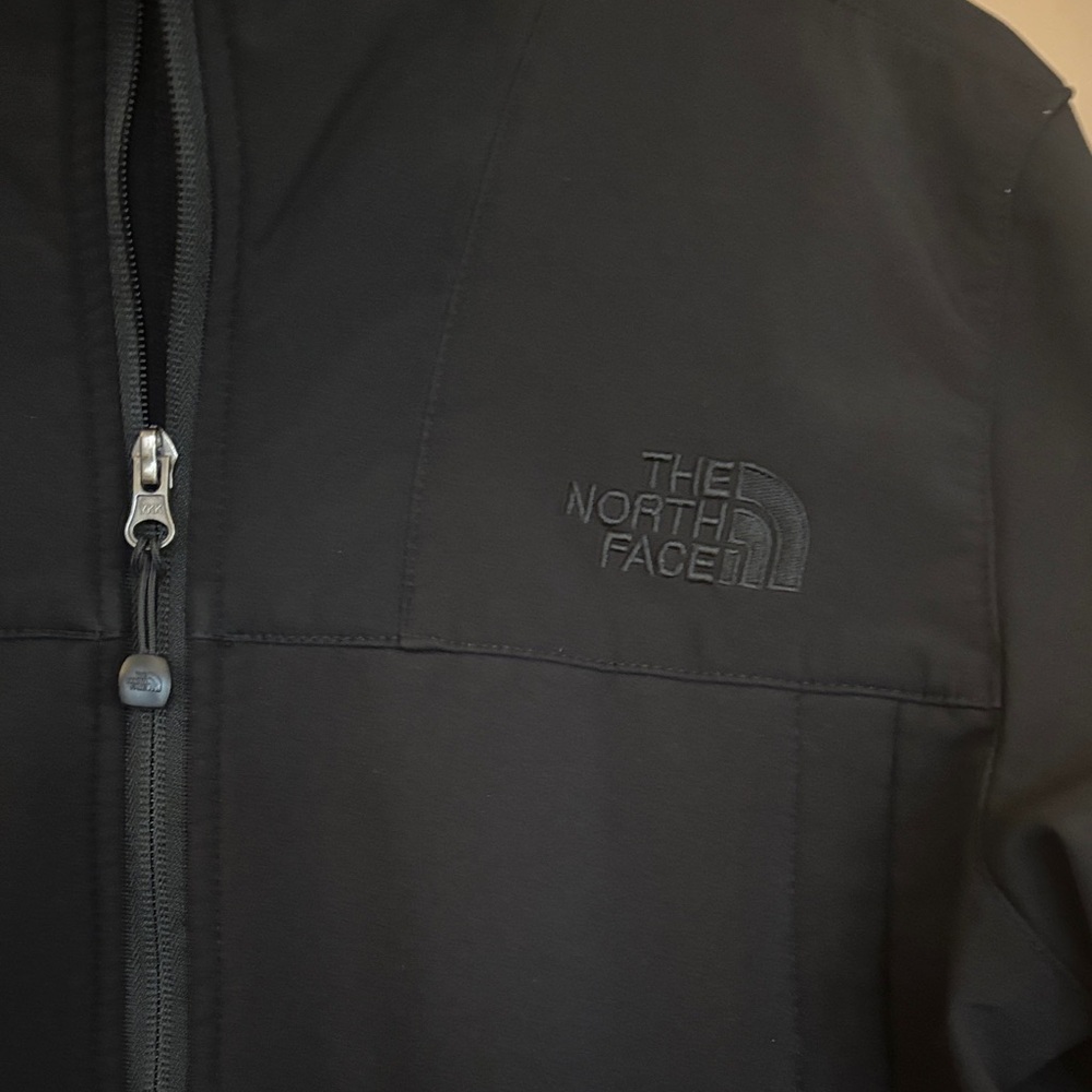 The North Face Men's Jet Black Performance Jacket